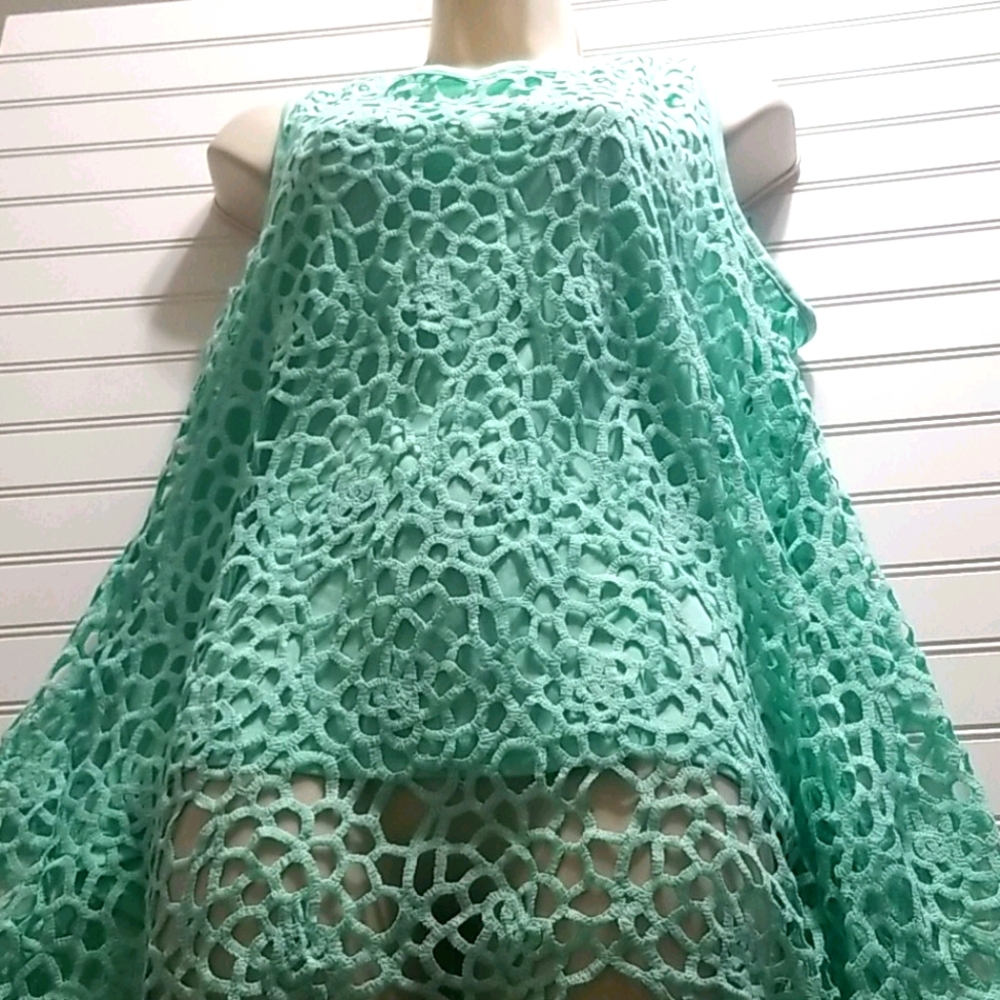 Simply Irresistible knit lime green top